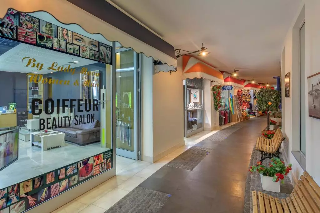 فروشگاه Kefaluka Resort Hotel Bodrum